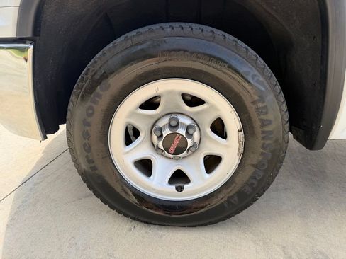 Used 2018 GMC Sierra 1500 2WD Regular Cab image 9