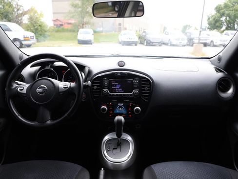 Used 2017 Nissan Juke SV AWD/4WD image 14