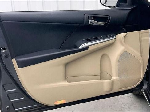 Used 2012 Toyota Camry LE FWD image 20