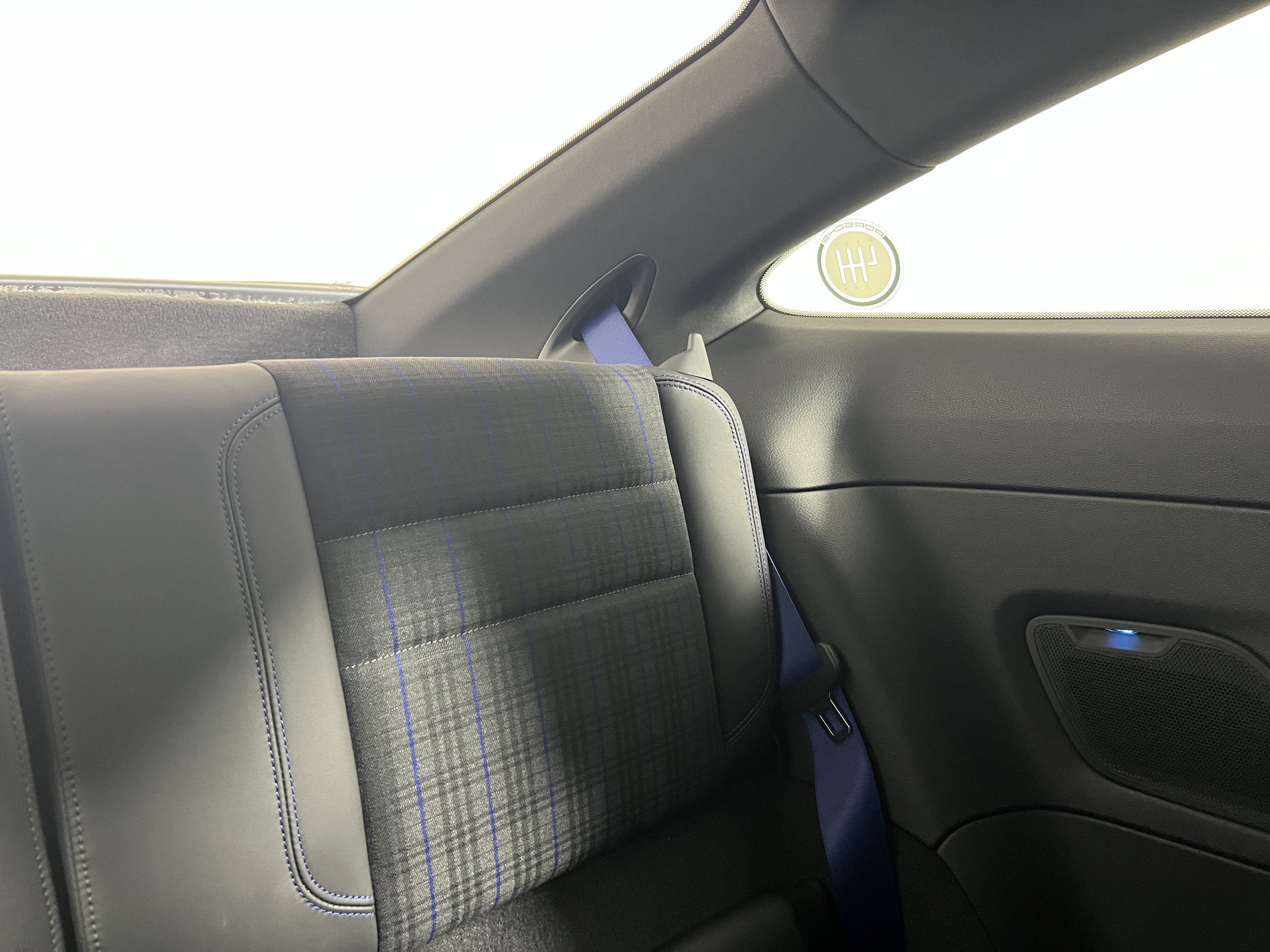 Certified 2025 Porsche 911 Carrera T RWD image 17
