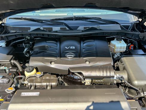 Used 2022 Nissan Armada SL w/ Captain's Chairs Package AWD/4WD image 38