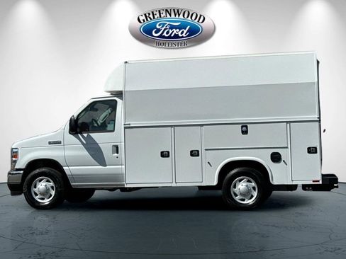 New 2026 Ford E-350 and Econoline 350 Super Duty w/ Power Equipment Group image 7