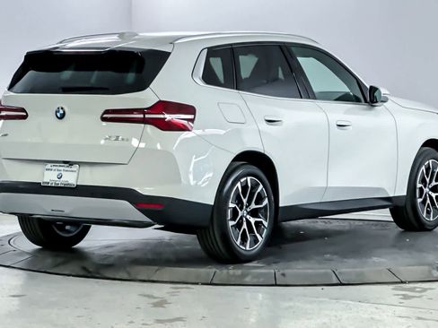 Used 2026 BMW X3 xDrive30 w/ Convenience Package AWD/4WD image 2