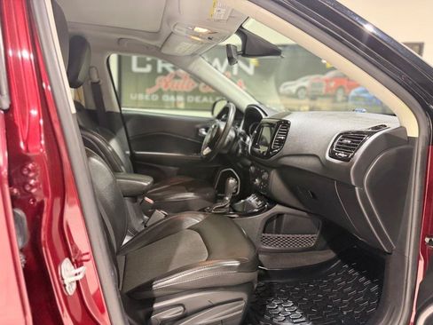 Used 2021 Jeep Compass Latitude w/ Sun and Sound Group FWD image 13