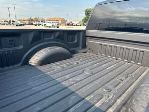 Used 2025 Ford F250 Lariat AWD/4WD image 16