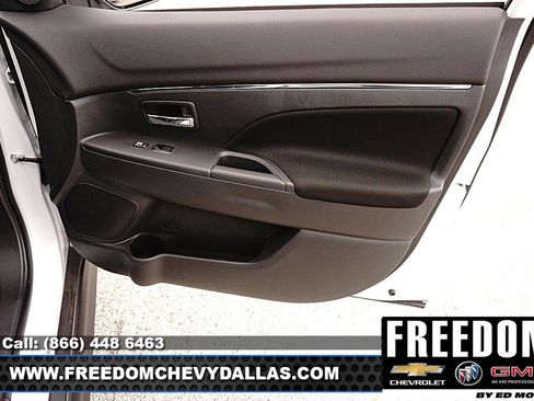 Used 2025 Mitsubishi Outlander Sport AWD image 36