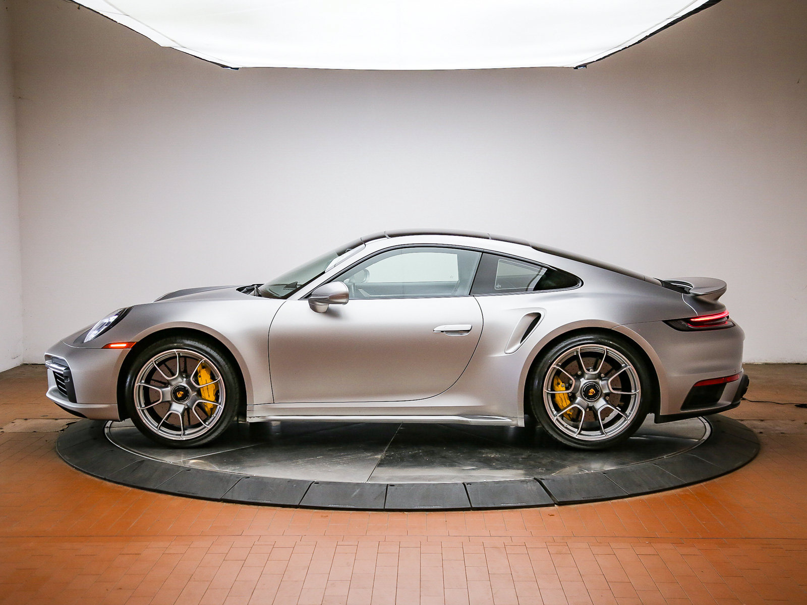 Certified 2021 Porsche 911 Turbo S AWD/4WD image 2