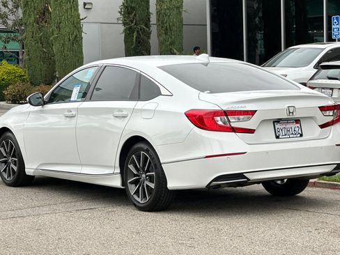Certified 2021 Honda Accord EX-L image 6