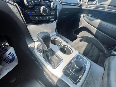 Used 2019 Jeep Grand Cherokee SRT AWD/4WD image 24