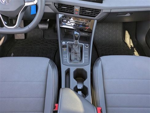 New 2026 Volkswagen Jetta SE image 18