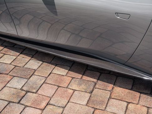 Used 2022 Ferrari Roma RWD image 18