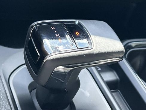 Used 2024 GMC Sierra 1500 AT4 w/ Technology Package AWD/4WD image 37