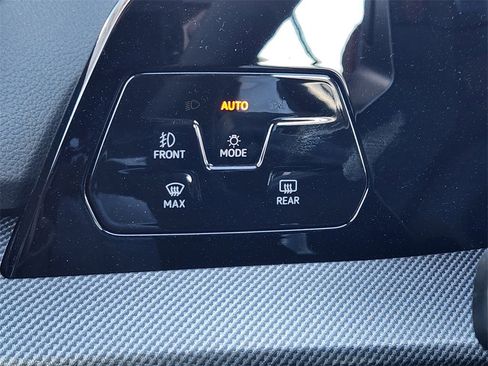 New 2025 Volkswagen GTI SE image 17