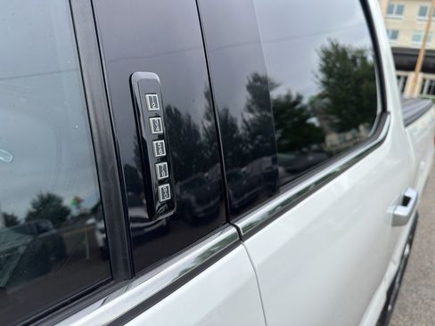 Used 2021 Ford F150 Limited AWD/4WD image 11