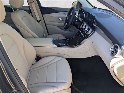 Certified 2022 Mercedes-Benz GLC 300 4MATIC image 21