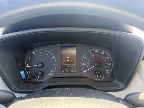 Used 2023 Toyota Corolla Cross L FWD image 12