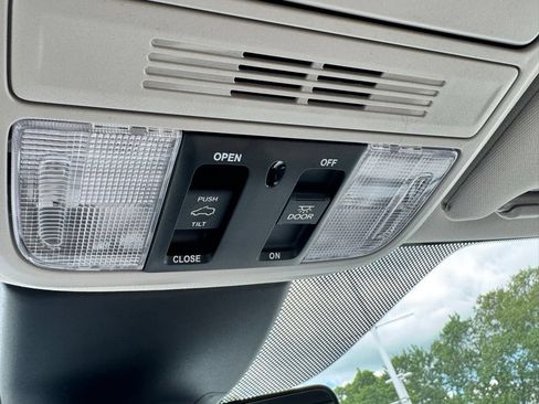 New 2026 Honda Odyssey EX-L image 25
