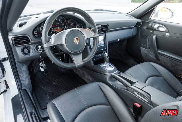Used 2009 Porsche 911 Carrera RWD image 2