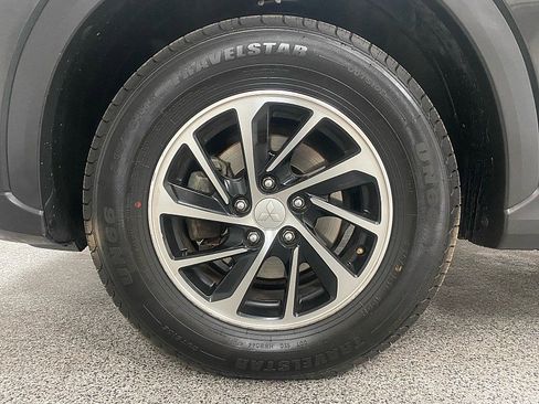 Used 2020 Mitsubishi Eclipse Cross ES image 26