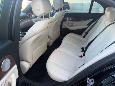 Used 2019 Mercedes-Benz E 300 4MATIC w/ Driver Assistance Package image 15