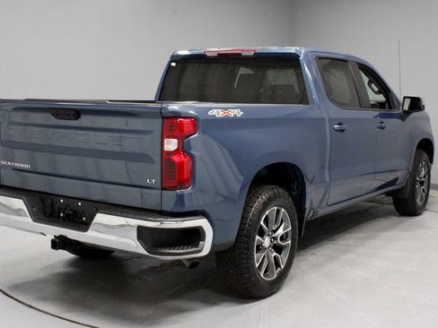 Used 2024 Chevrolet Silverado 1500 LT AWD/4WD image 10