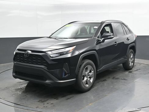 Used 2024 Toyota RAV4 XLE w/ Weather Package AWD/4WD image 8