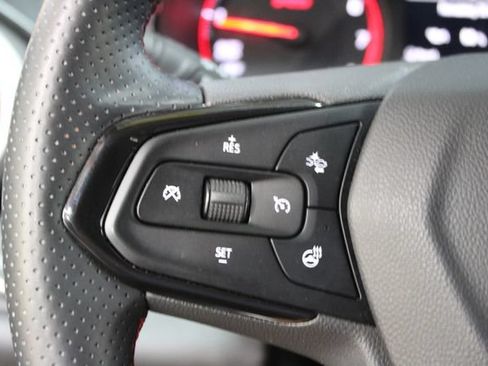 Used 2024 Chevrolet Trax RS w/ Driver Confidence Package FWD image 16