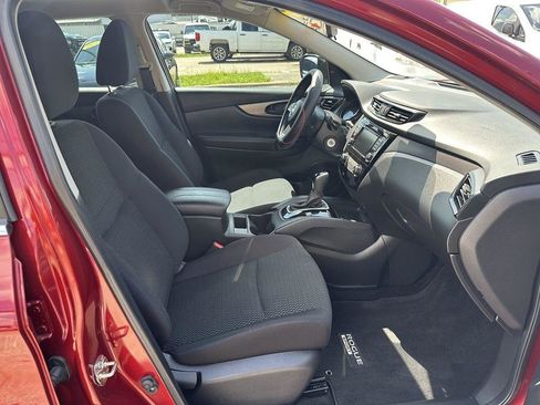 Used 2022 Nissan Rogue Sport S FWD image 8