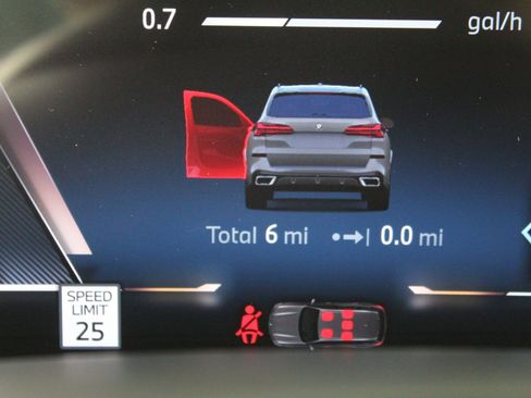 New 2026 BMW X5 xDrive40i w/ M Sport Package image 17