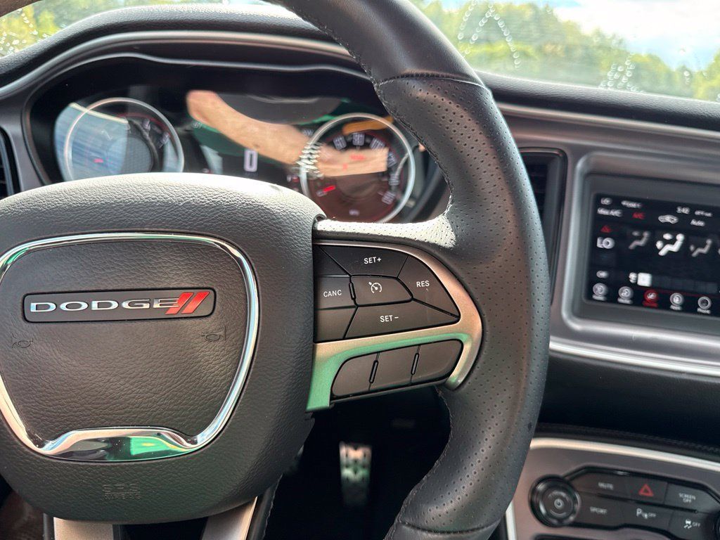 Used 2019 Dodge Challenger R/T RWD image 19