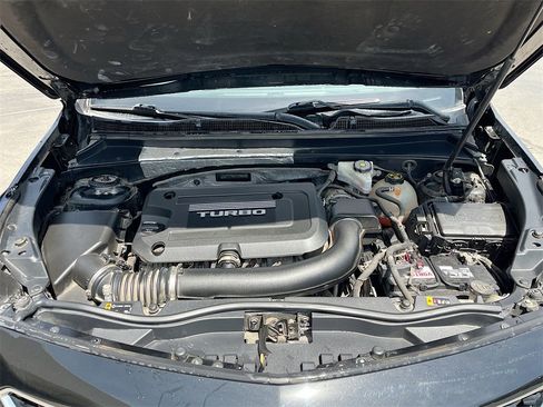 Used 2019 Cadillac XT4 Sport w/ Cold Weather Package image 31