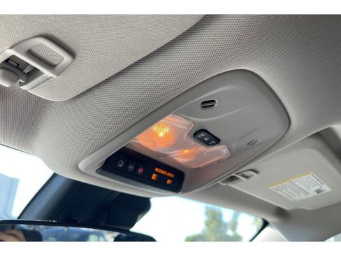 Used 2023 Chevrolet TrailBlazer LT image 23