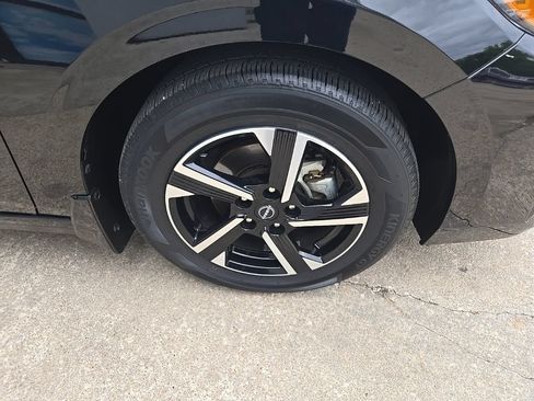 Used 2024 Nissan Sentra SV w/ All-Weather Package FWD image 27