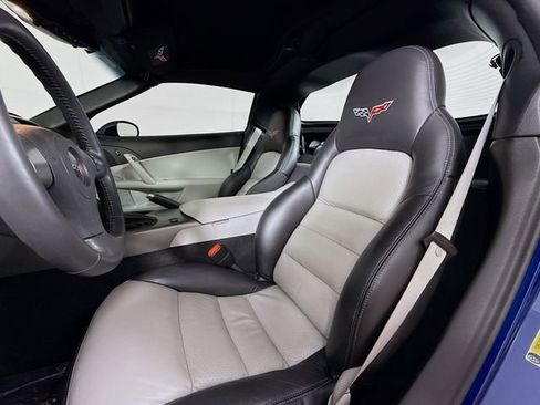 Used 2007 Chevrolet Corvette Coupe w/ Preferred Equipment Group image 19