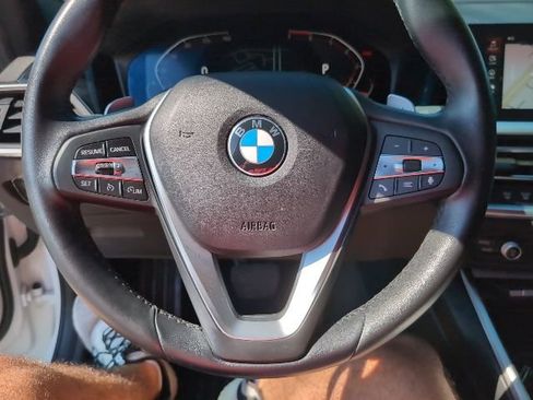 Used 2020 BMW 330i Sedan w/ Convenience Package image 11