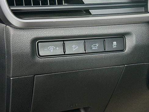 Used 2024 Kia Telluride EX AWD/4WD image 10