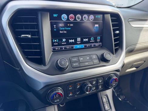 Used 2019 GMC Acadia SLT AWD/4WD image 34