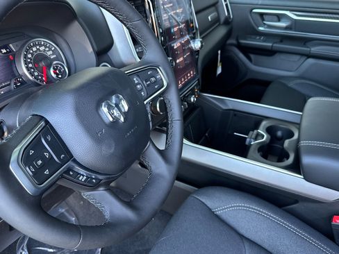 New 2026 RAM 1500 4x4 Crew Cab image 9