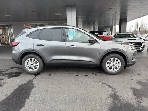 New 2026 Ford Escape Active w/ Active Premium Tech Pack AWD/4WD image 3
