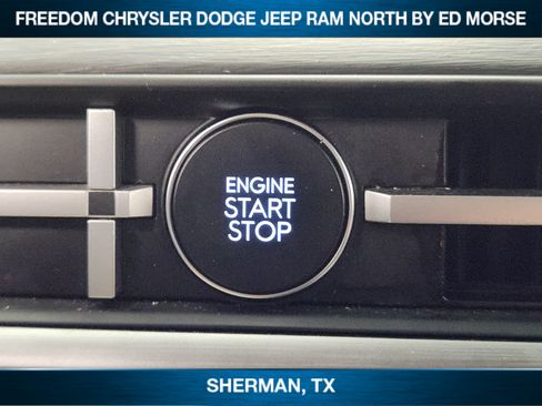 Used 2025 Hyundai Santa Fe Limited FWD image 15
