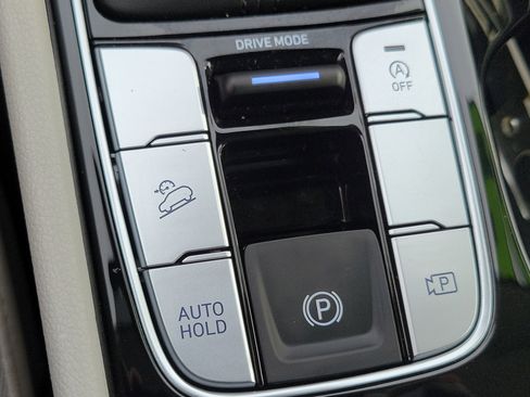 Certified 2025 Hyundai Tucson SE image 17