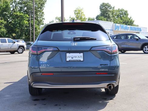 Certified 2025 Honda HR-V Sport image 6