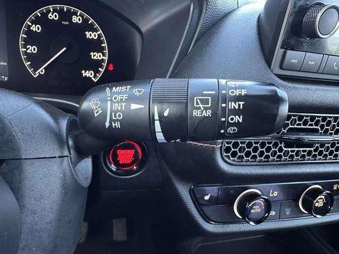 Used 2024 Honda HR-V Sport image 18