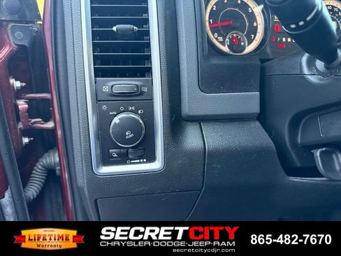 Used 2017 RAM 2500 Big Horn w/ Sport Appearance Group AWD/4WD image 33