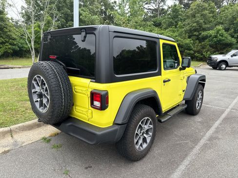 Used 2024 Jeep Wrangler Sport AWD/4WD image 3