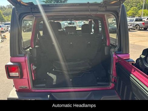 Used 2022 Jeep Wrangler Unlimited Sport AWD/4WD image 27