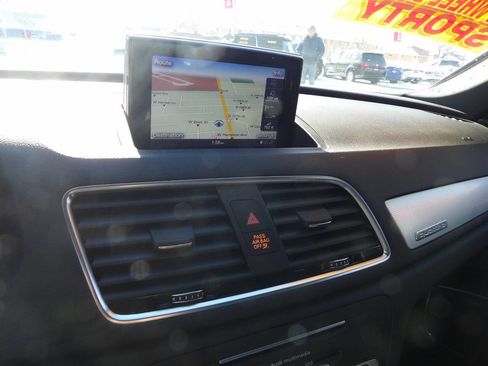 Used 2018 Audi Q3 2.0T Premium Plus w/ Premium Plus Package image 7