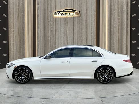 Used 2022 Mercedes-Benz S 580 4MATIC Sedan image 4