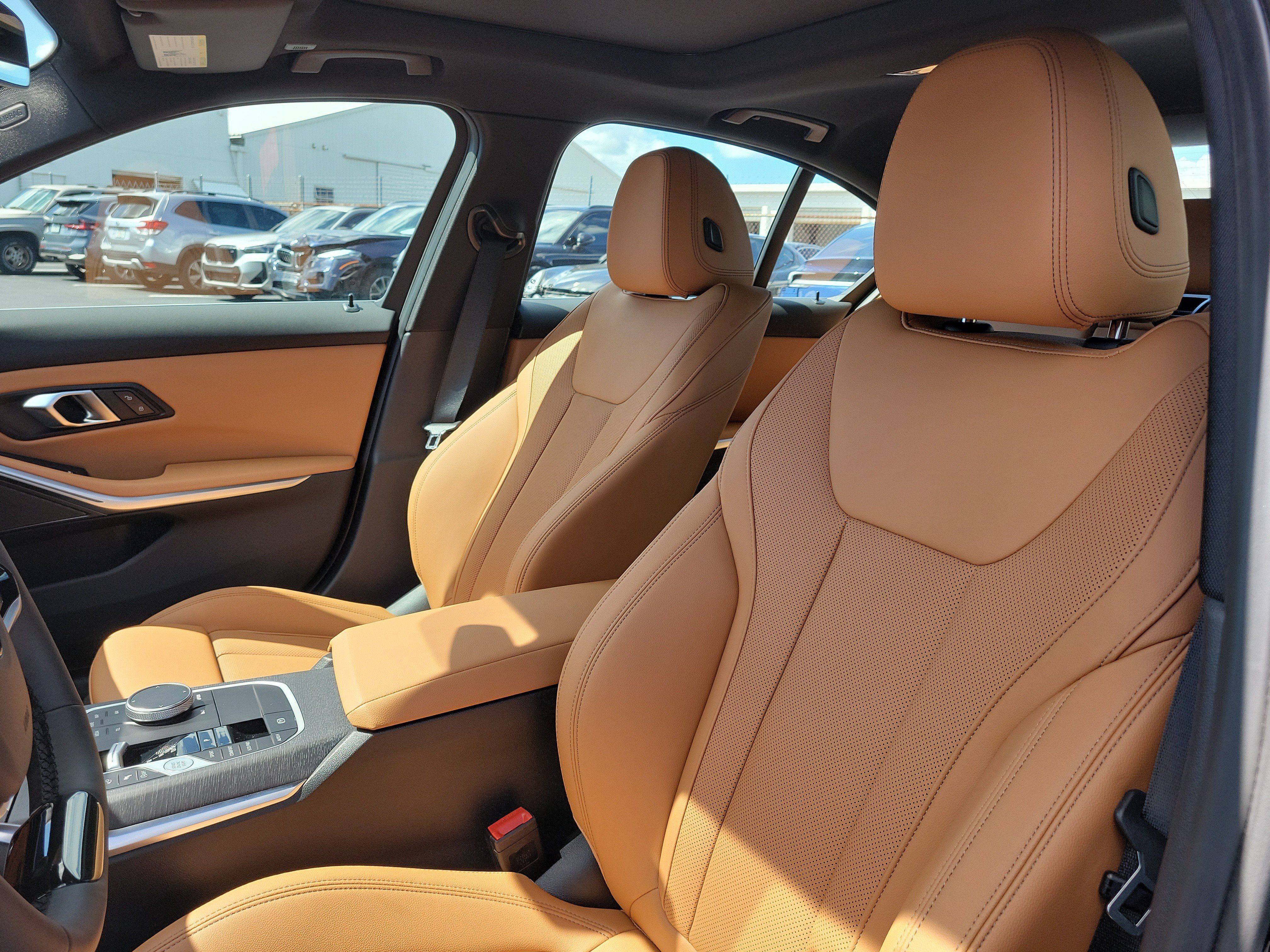 New 2026 BMW 330i Sedan w/ Convenience Package RWD image 17
