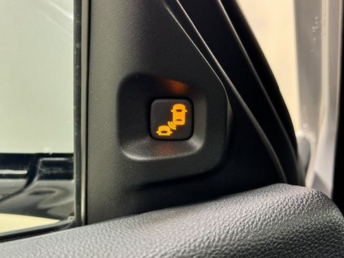 New 2026 Acura MDX SH-AWD image 18